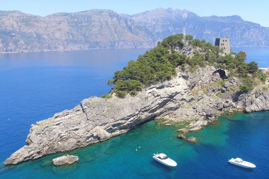 From Positano: Private Boat Tour to Capri or Amalfi - Choosing Capri or the Amalfi Coast, what each option feels like