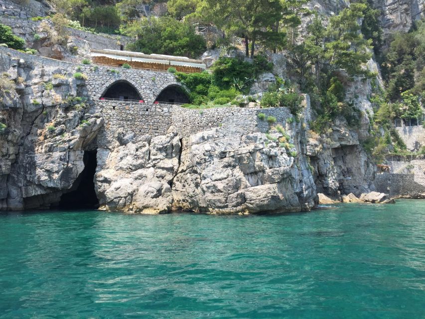 From Praiano: Amalfi Coast Guided Private Cruise with Drinks - Positano Photo Stop, Then Fiordo di Furore for the Big Inlet Moment