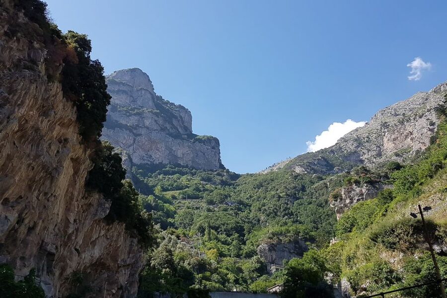 From Rome: Pompeii, Positano and Amalfi Full-Day Tour - Amalfi town visit: Cathedral of Sant’Andrea, paper mill, coffee, and sweets