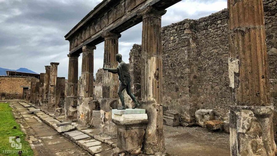 From Sorrento: 4-Hour Pompeii Group Excursion - Getting There: The Meeting Point and the Ride That Sets the Tone