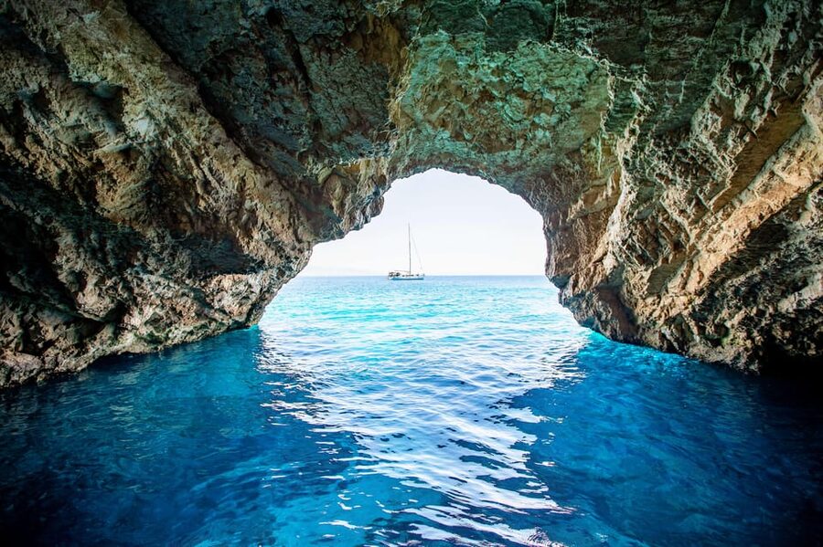 From Sorrento: Capri Boat Tour with Snorkeling & Drinks - The Aperitif Rhythm: Drinks, Prosecco, and a Toast That Fits the Day