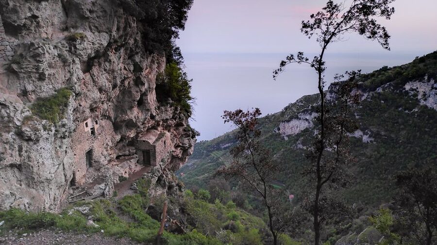 From Sorrento: Path of the Gods Hike with Tasting Stop - Piazza Torquato Tasso To Trailhead: The Van Ride You’ll Be Glad You Have