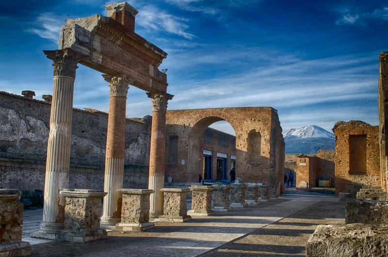 From Sorrento: Pompeii and Mount Vesuvius Trip with Lunch - One Day, Two Icons: Pompeii and a Vesuvius Crater Climb