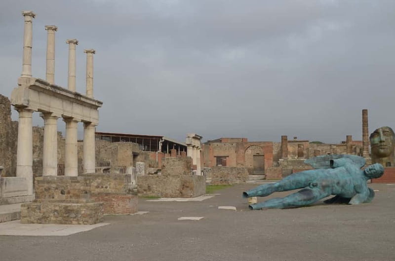 From Sorrento: Pompeii and Mount Vesuvius Trip with Lunch - Pompeii in 2 Hours With Official Guidance