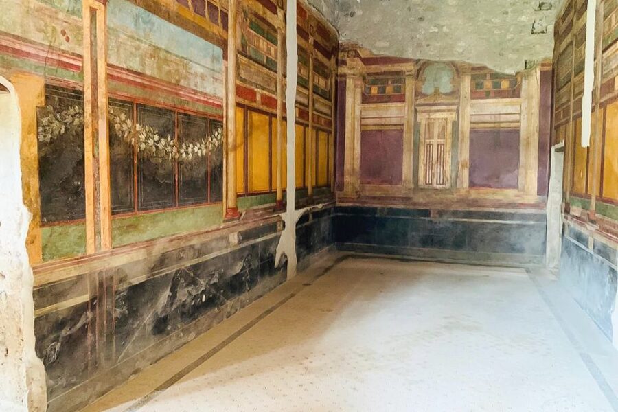 From Sorrento: Pompeii and Vesuvius Tour - What to pack so you don’t suffer on Vesuvius