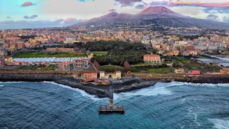 From Sorrento: Pompeii & Mt. Vesuvius Tour with Lunch & Wine - Getting from Sorrento to Pompeii: pickup, meeting point, and timing