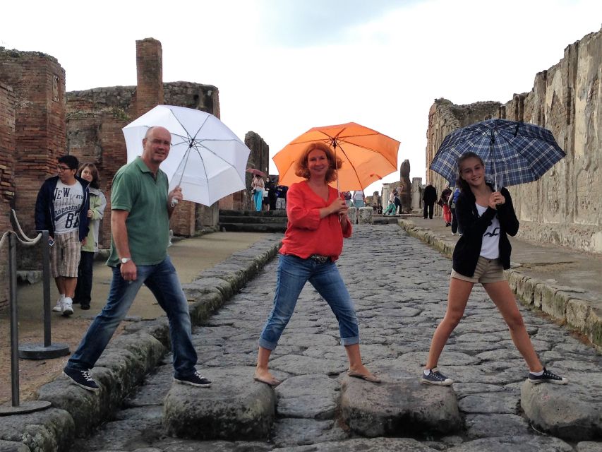 From Sorrento: Pompeii Ruins All-inclusive Guided Tour - Temple of Jupiter, Baths, and the Forum: Reading Pompeii Like a Roman