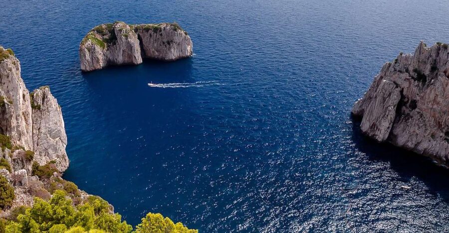 From Sorrento to Capri and Positano: Private Boat Tour - Li Galli private islands and the sirens legend