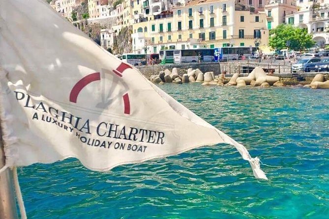 Full Day Capri Island Cruise from Praiano, Positano or Amalfi - Seating, Shoes, and Practical Comfort on a Shared Boat