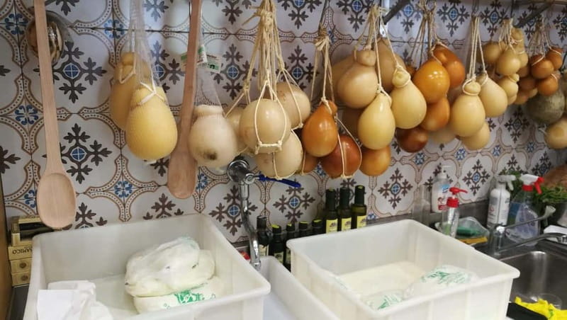 Guided Walking Tour of Sorrento with Limoncello Tasting - Inside the limoncello factory stop, what you should watch for