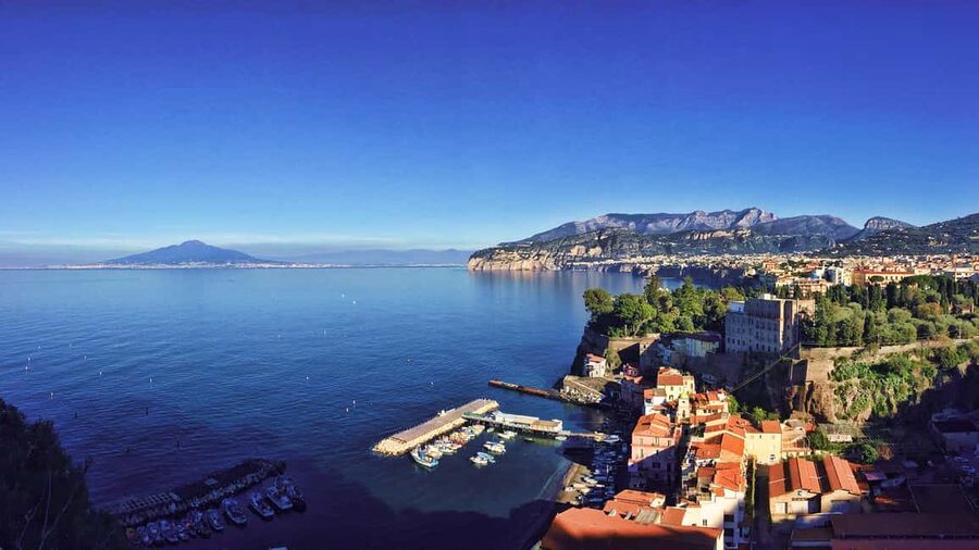 Guided Walking Tour of Sorrento with Limoncello Tasting - Who should book this, and who might prefer something else