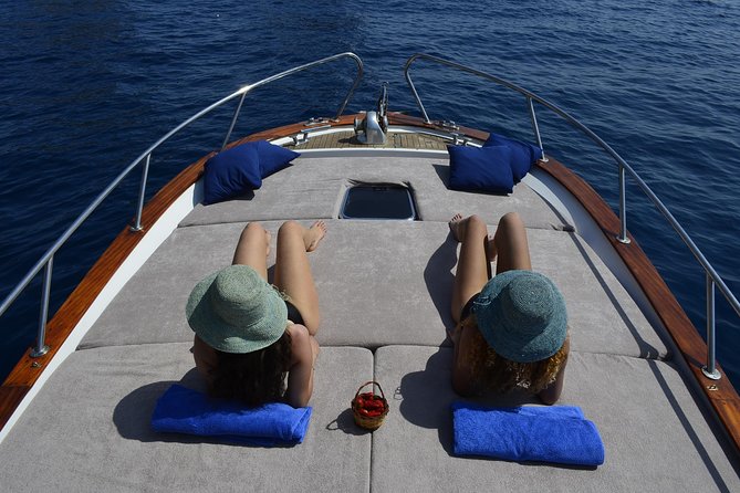 Half day tour of Capri by private boat - Villa Malaparte and Punta Carena: the West Coast beauty stop