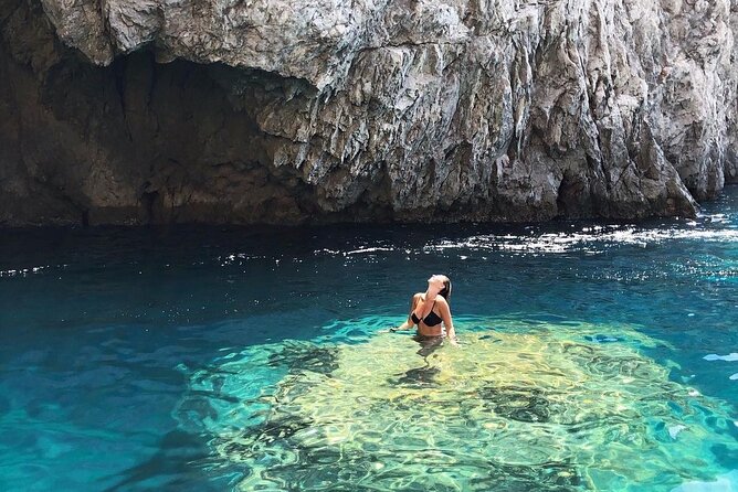 Half day tour of Capri by private boat - Price and value: is $532.33 per group actually fair?