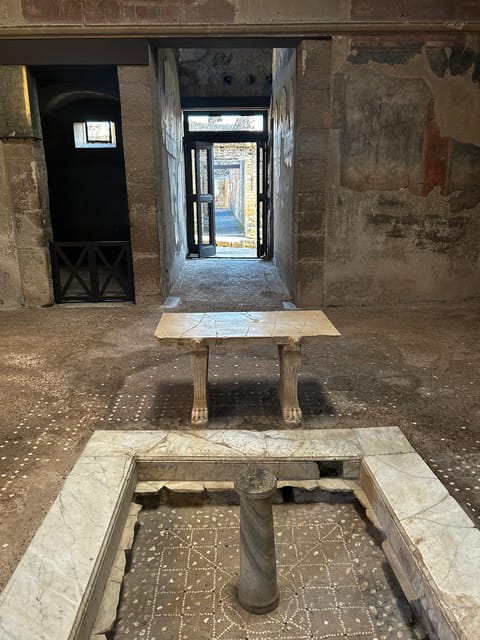Herculaneum - Small Group Tour (admission included) - Herculaneum, Not Pompeii, Is the One That Feels Closer