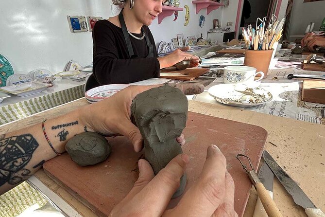 Ischia: Clay Modelling Short Pottery Workshop - Colombino technique: the key to making something with structure
