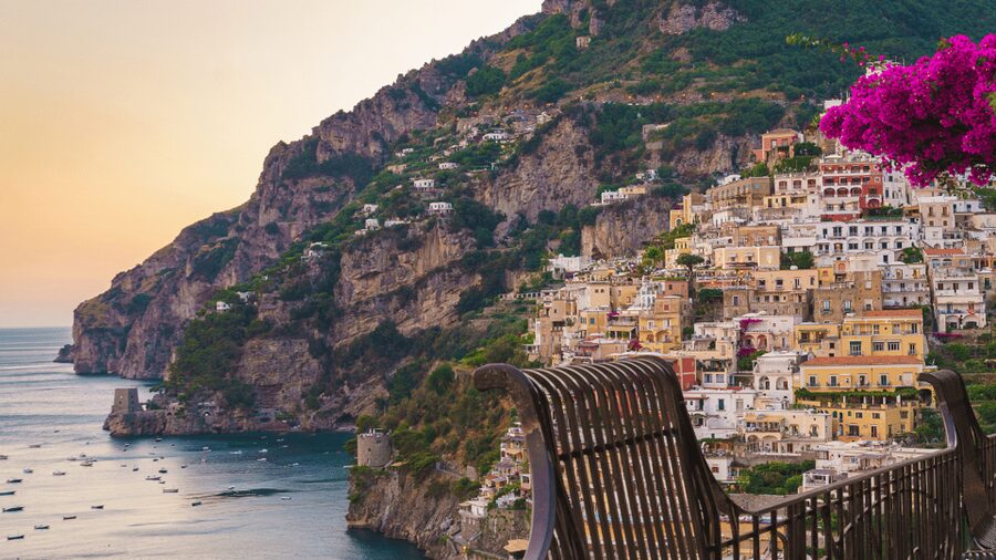 Minicrociera Positano Amalfi - Positano stop: Spiaggia Grande, boutiques, and cliffside street life