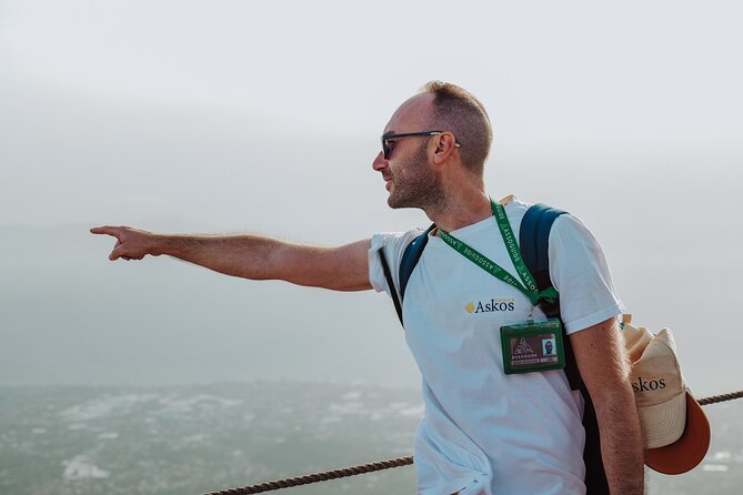 Mount Vesuvius Tour from Pompeii Led by an Expert Guide - The Hike to the Crater: What the Climb Feels Like