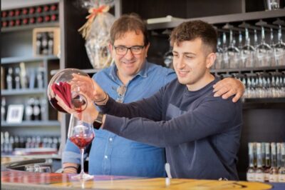 Mount Vesuvius: Vineyard Tour with Wine Tasting and Lunch