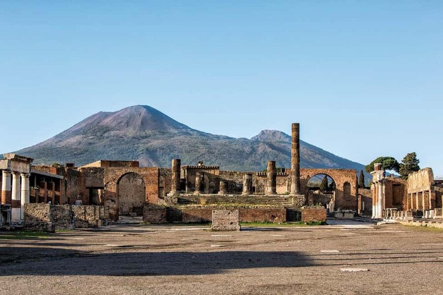 Naples: Amalfi Coast, Sorrento and Pompeii Day Trip - Who should book this Naples, Amalfi, Sorrento, and Pompeii day trip