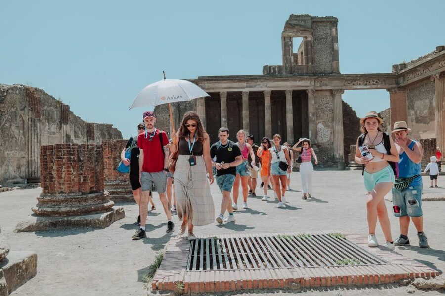 Naples: Pompeii and Mount Vesuvius Entry Tickets and Tour - The Rim Views: Bay of Naples, Capri, Ischia, and the Coastline