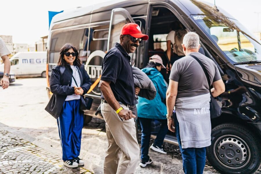Naples: Pompeii and Mt. Vesuvius with Lunch and Wine Tasting - What to wear and bring for a day that has real walking