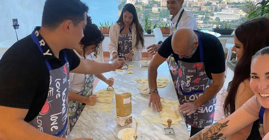 Pizza pasta e sorrento traditional cuisine 100% hands on - FAQ