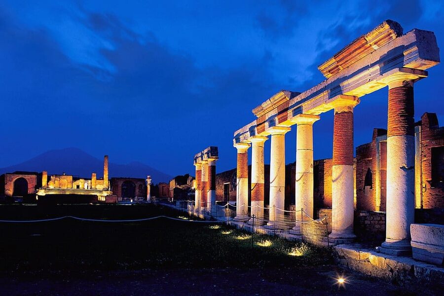 Pompei: Audio guide of the archeological site - Pompeii in 50 Minutes, On Your Own Schedule