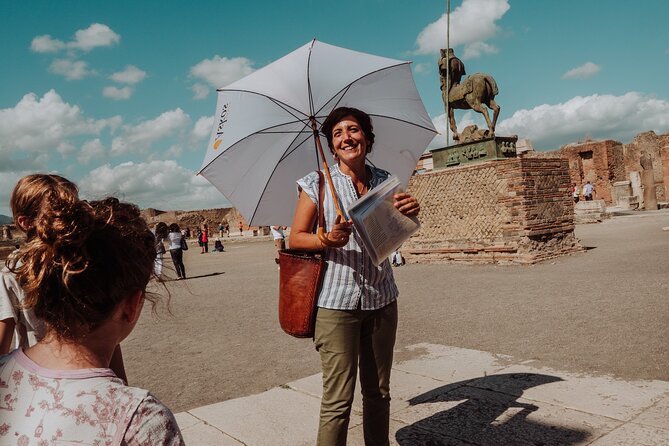Pompeii 2-hour Private Tour with an Archaeologist-Ticket included - Why a private, archaeologist-led Pompeii walk changes everything