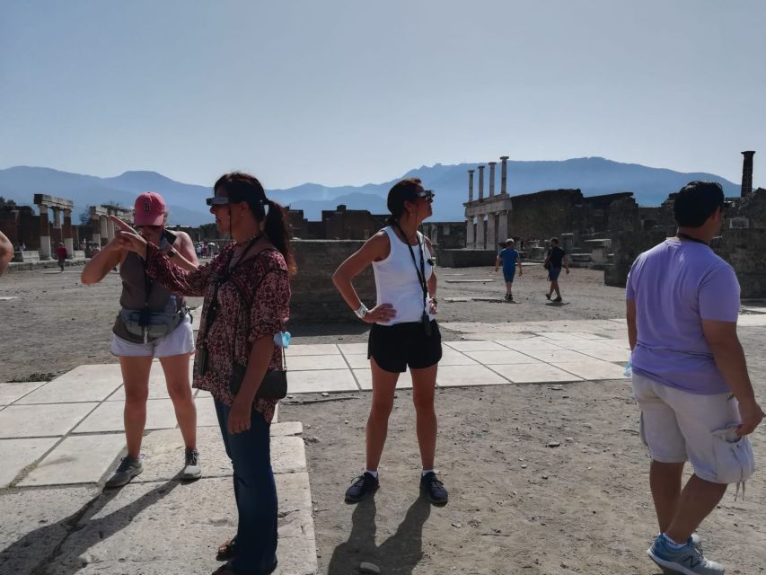 Pompeii: 3D Walking Tour with Entry Ticket - Porta Marina Inferiore: where the tour starts and how the tech works