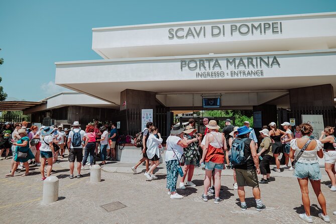 Pompeii and Herculaneum Small Group Tour with an Archaeologist - Pompeii highlights: from the Basilica portico to Teatro Grande