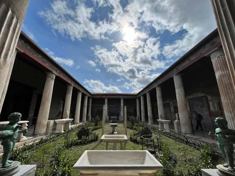 Pompeii: Archeological Tour & Wine Tasting at Mt. Vesuvius - Casts, gladiators, and the theatre option