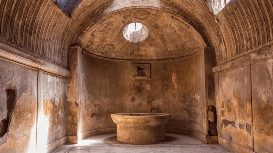 Pompeii Audioguide - TravelMate app for your smartphone - Offline listening, repeat visits, and reading the text