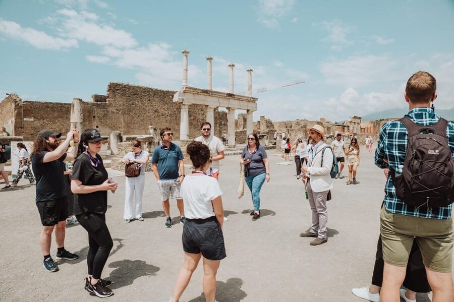 Pompeii: Entry Ticket and Guided Tour with an Archaeologist - Key things to know before you go