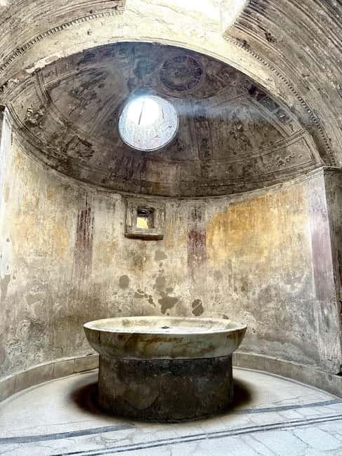 Pompeii: Exclusive Tour with Archaeologist and Entry Tickets - Key things that make this Pompeii VIP tour worth your time