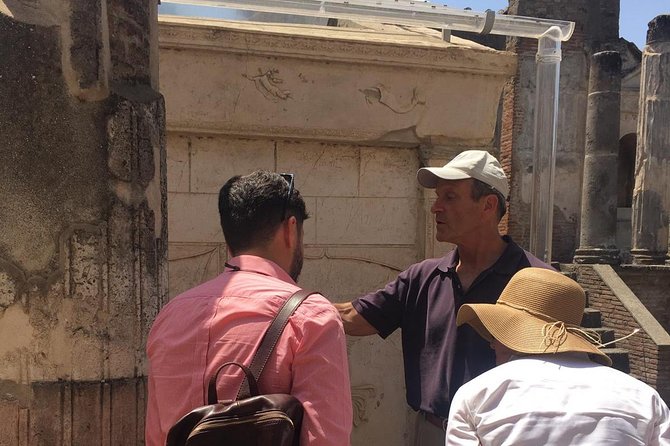PompeiI Exclusive Tour with your Archaeologist in a Small Group - From the Macellum market to the Forum Baths: food, evidence, and cooling off
