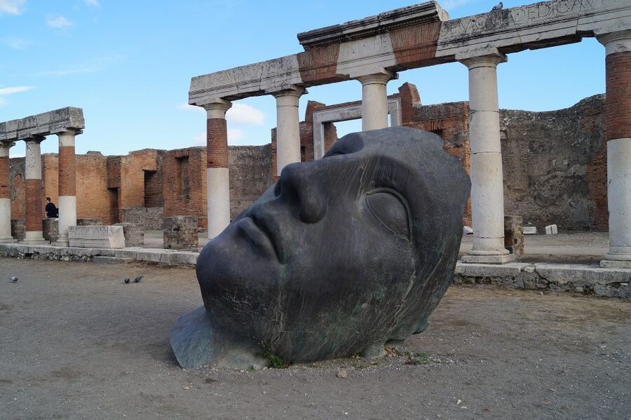 Pompeii: Guided Day Trip to Ruins and 2 Wineries Visits - Lunch at the Winery: Real Food, Organic Wines, and a Much Needed Break