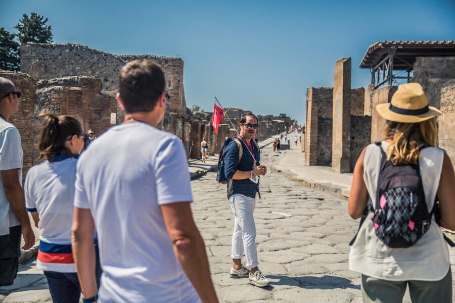 Pompeii: Guided Tour and Skip-the-Line Ticket - Lupanare brothel murals, and handling queues without losing your whole day