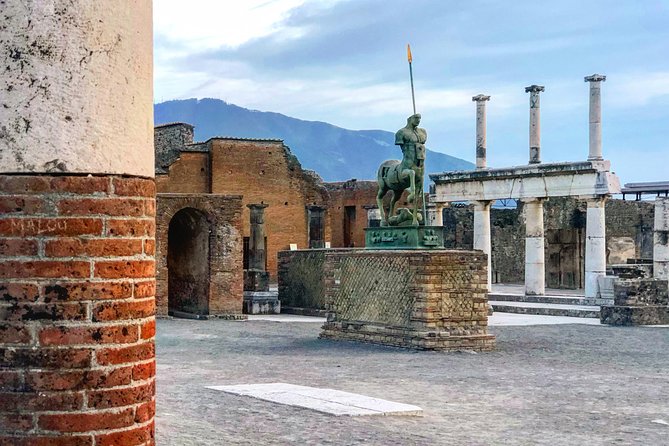 Pompeii Guided Tour From Sorrento Coast - Your Guide, the Bonus That Makes Ruins Feel Like a City