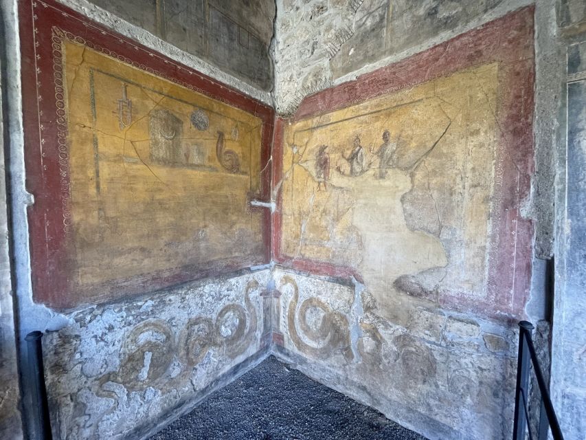 Pompeii: Guided Tour & Skip the Line Ticket - Stabian Bath: the practical side of Pompeii
