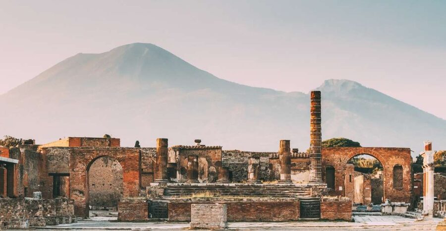 Pompeii Guided Tour with Archeologist - Skip the Queue at Piazza Esedra and Start in the Right Place