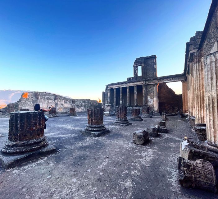 Pompeii: Highlights Guided Walking Tour - First Sunday Free Entry: A Nice Deal With One Catch