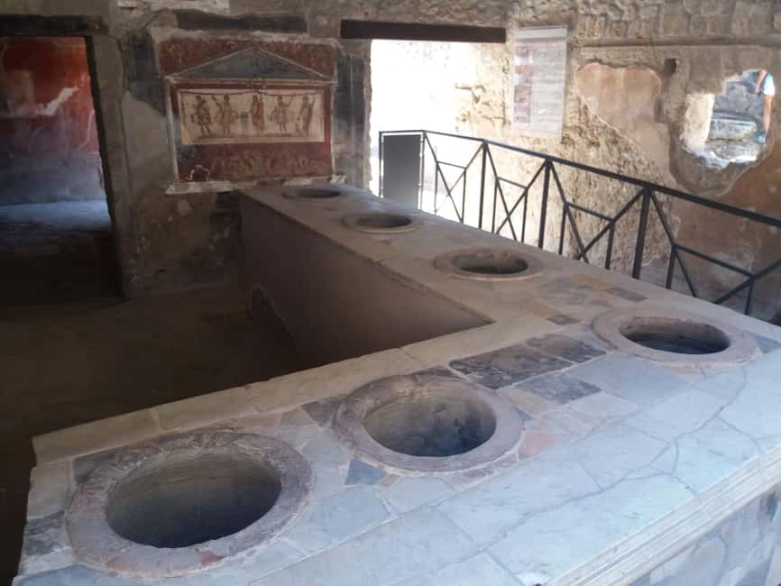 Pompeii No-line Entrance Tickets with audioguide - The eruption story and Pompeii’s famous ash-fossilized bodies
