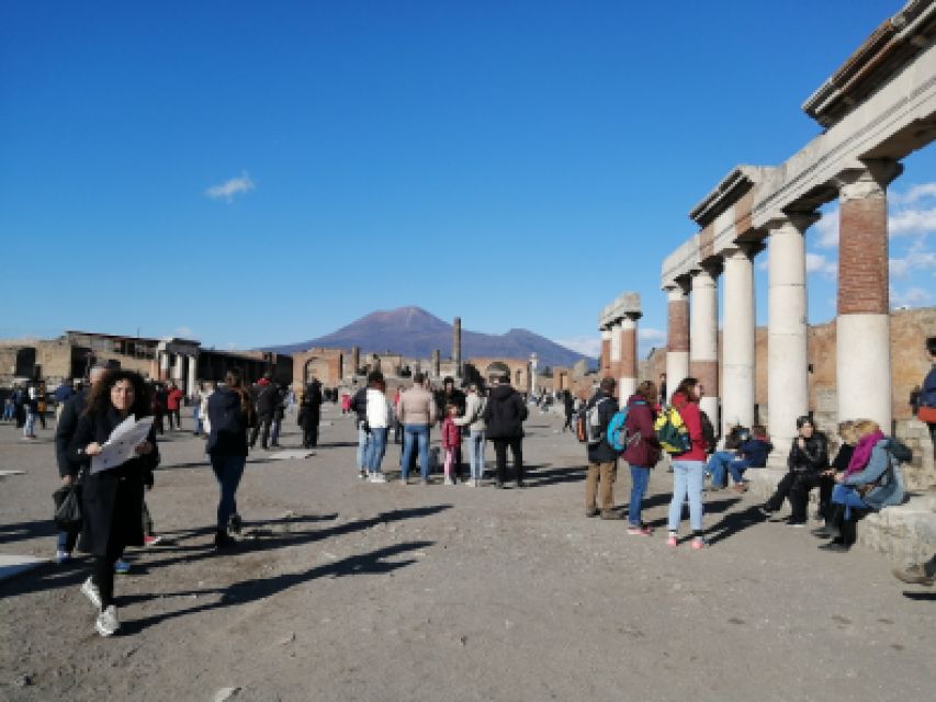 Pompeii: Private Guided Tour with an archeologist - Why a private archaeologist makes Pompeii click
