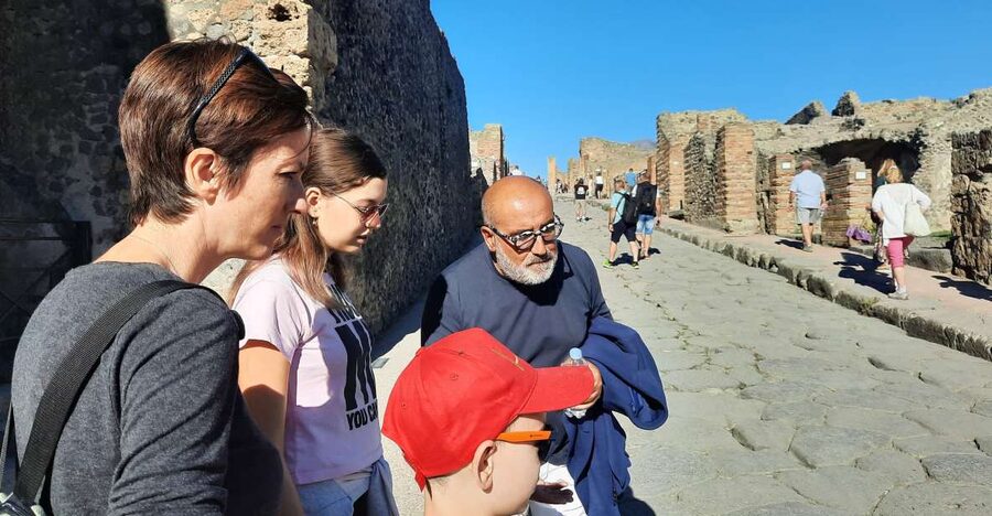 Pompeii Private Tour for Kids and Their Families - How a Kids and Family Private Tour Feels in Pompeii