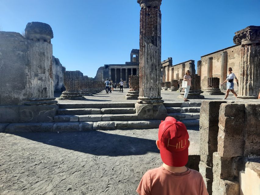 Pompeii Private Tour for Kids and Their Families - Where to Meet and How the Tour Starts