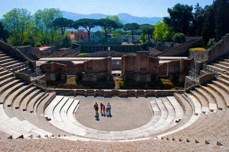 Pompeii Ruins 2-Hours Guided Tour and priority entry ticket - Practical Tips for Comfort and Good Timing at Pompeii