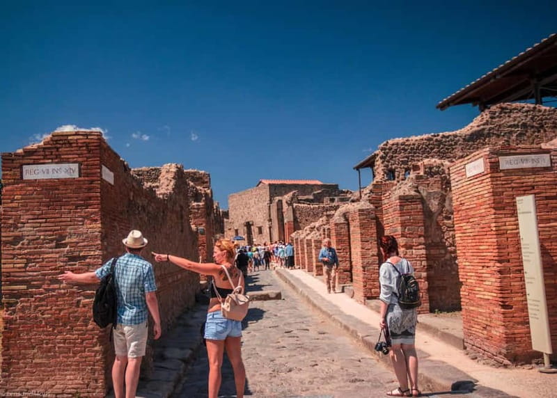 Pompeii Ruins 2-Hours Guided Tour and priority entry ticket - The 2-Hour Walk: What You’ll Actually See (and What You Might Miss)