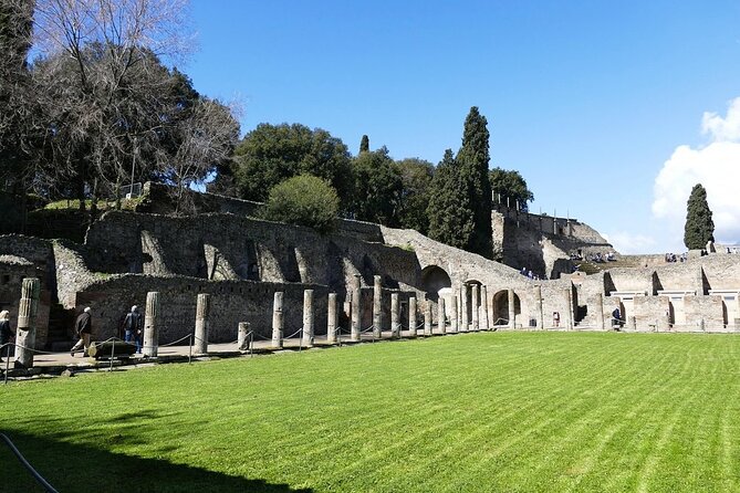 Pompeii Ruins Half-Day Tour from Sorrento with Guide - Getting picked up in Sorrento, then using the ride wisely