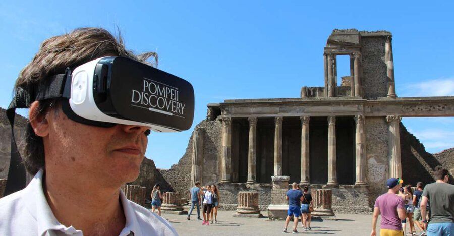 Pompeii Ruins: Virtual Tour 360° with Authorized Storyteller - The storyteller factor: why the headset is not the whole point