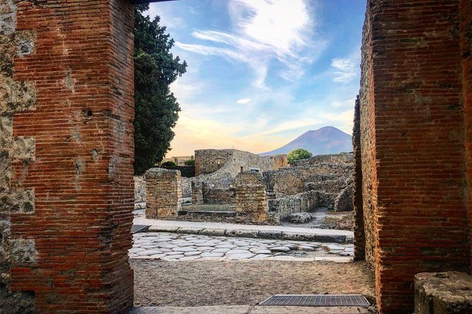 Pompeii Skip-the-Line Entry Small Group Guided Tour - Stop by stop: what you’ll actually see in western Pompeii